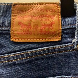 Levi Wedgie Jeans in Vintage blue